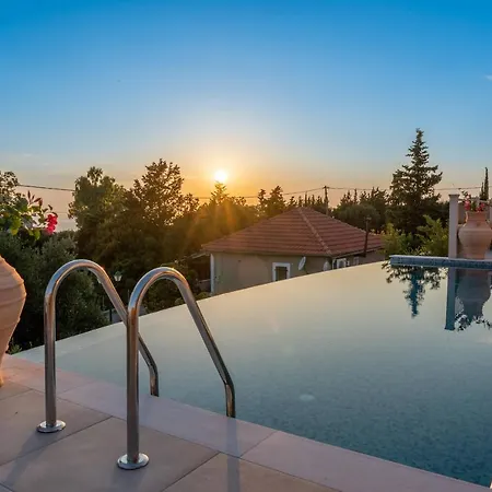 Pitharia Luxury With Amazing Sea Views Villa Khalikeri
