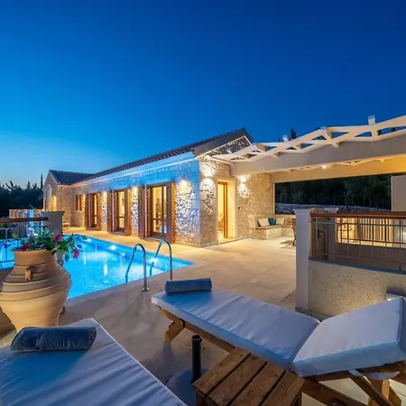 Villa Pitharia Luxury With Amazing Sea Views Khalikeri