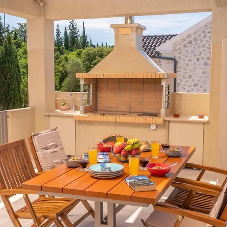 Villa Pitharia Luxury With Amazing Sea Views *