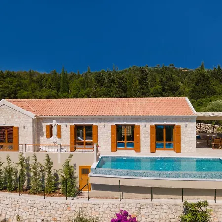 Villa Pitharia Luxury With Amazing Sea Views Khalikeri