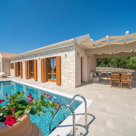 Pitharia Luxury With Amazing Sea Views