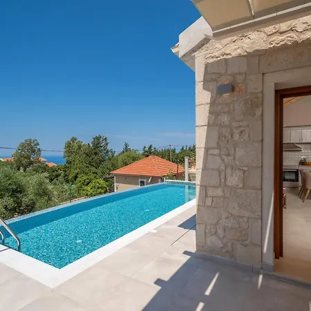 Pitharia Luxury With Amazing Sea Views