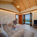 Willa Pithari Sunset Villa *