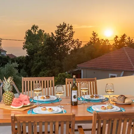 Pithari Sunset Villa Willa *